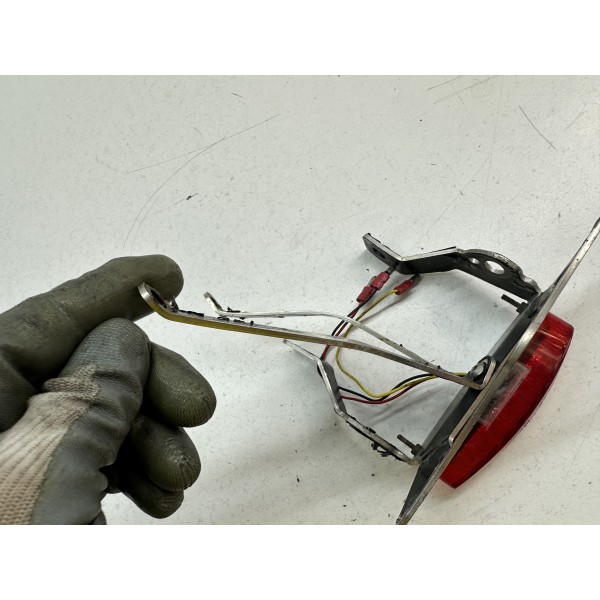 FEU DE FREINAGE ARRIERE HUSQVARNA 701 SUPERMOTO...