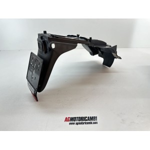 GARDE-BOUE ARRIÈRE PORTE-PLAQUE SUZUKI FREEWIND 650... 2