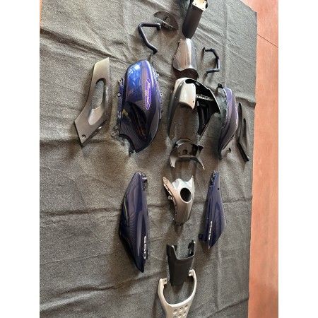 COMPLETE FAIRING BODYWORK KIT LEFT AND RIGHT SIDE PANELS SUZUKI FREEWIND 650 1997-2003