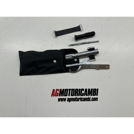 KIT ATREZZI USO E MANUTENZIONE YAMAHA MT-09 MT09 2021-2023