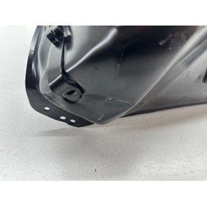 VANDALISIERTER BENZINTANK YAMAHA MT-09 2021-2023 2