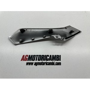 SEITENVERKLEIDUNG RECHTS SITZBEZUG NEU YAMAHA TRACER 900... 2