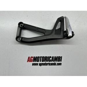 YAMAHA TRACER 900 GT BEIFAHRER LINKS HINTEN FUSSSTÜTZE...