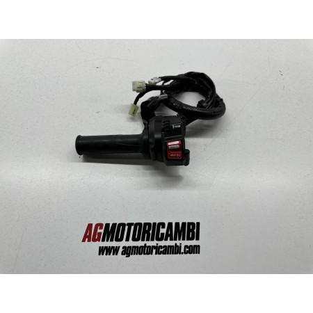 INTERRUPTOR BASCULANTE DERECHO YAMAHA TRACER 900 GT 2021-2024