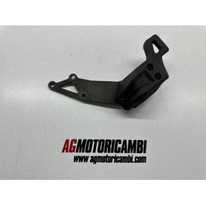 STAFFA PEDANA VALIGIA SINISTRA SX YAMAHA TRACER 900 GT...