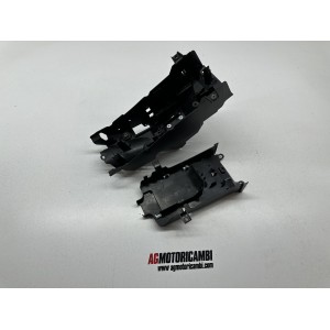 SOTTO CODA BOX BATTERIA YAMAHA TRACER 900 GT 2021-2024
