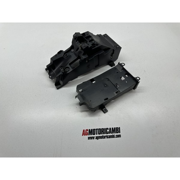 UNDERTAIL BATTERY BOX YAMAHA TRACER 900 GT...