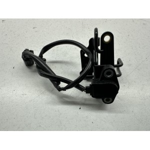 ELEKTRONISCHER POSITIONSSENSOR FÜR DIE HINTERE AUFHÄNGUNG... 2