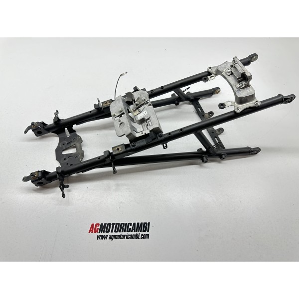 TELEIATTO POSTERIORE CODONE YAMAHA TRACER 900...