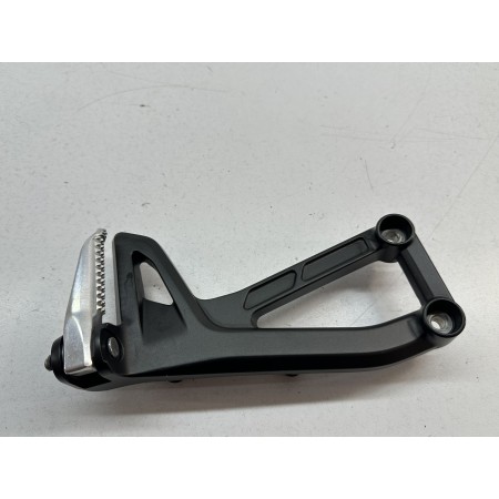 FUSSSTÜTZE HINTEN RECHTS YAMAHA TRACER 900 GT 2021-2024