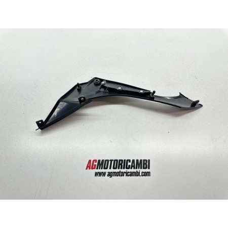 TAPA BASTIDOR PLÁSTICO DERECHA KEEWAY RKF 125 4T E5 2021-2024