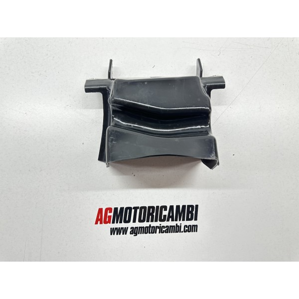 RUBBER RADIATOR FAN COVER KEEWAY RKF 125 4T E5...