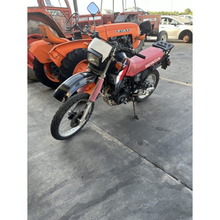 VERKLEIDUNGSDECKEL TANK RECHTS HONDA XL 600 PD04 1983-1987