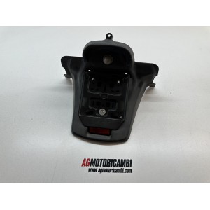 PARAFANGO POSTERIORE PORTATARGA SUZUKI BURGMAN 650...