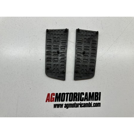 COPPIA TAPPETTINI PEDANA POSTERIORE SUZUKI BURGMAN 650 EXECUTIVE ABS 2006-2012