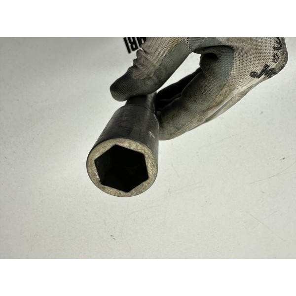 FRONT WHEEL AXLE PIN YAMAHA MT-03 MT03 660cc...