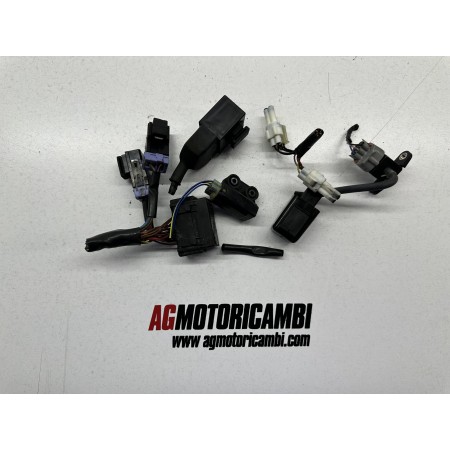 COMPOSANTS ÉLECTRIQUES DIVERS YAMAHA MT-03 660cc 2006-2014