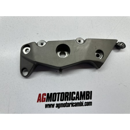 CADRE SUPPORT REPOSE-PIEDS DROIT HONDA CBF 1000 ABS SC58 B 2006-2010