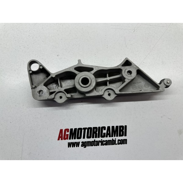 SOPORTE ESTRIBERA DERECHA HONDA CBF 1000 ABS...