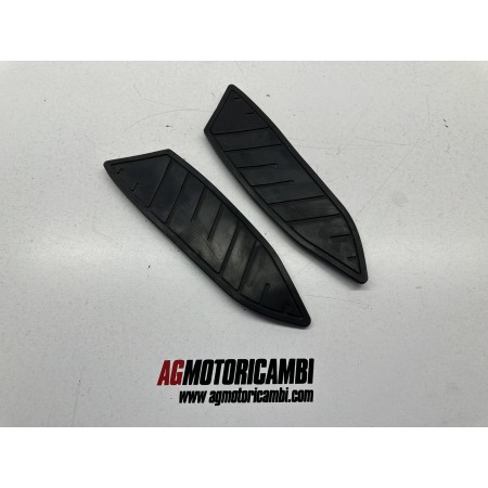 QV3 350 2015-2017 SQUARE FOOTBOARD MAT PAIR