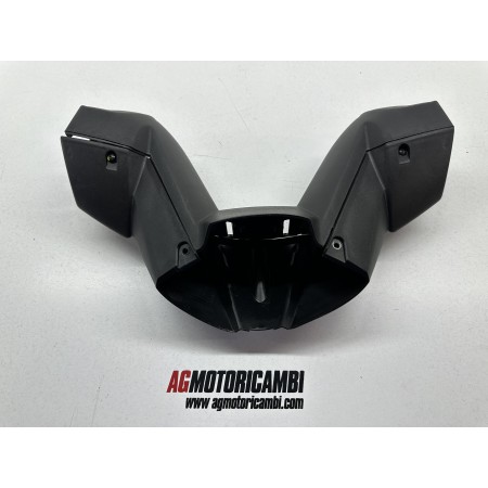 CUBREMANILLAR PLÁSTICO QUADRO QV3 350 2015-2017