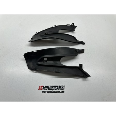 PLASTIC PLATFORM TUNNEL RIGHT SX GILERA RUNNER 50 SP 2006-2020