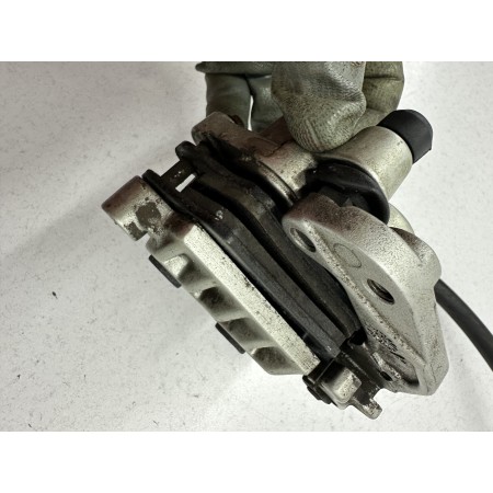 FRONT BRAKE SYSTEM CALIPER PUMP YAMAHA X-MAX XMAX 250 2007-2009