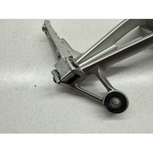 PEDALINA POSTERIORE DESTRA DX YAMAHA FAZER FZ1 S 1000... 2