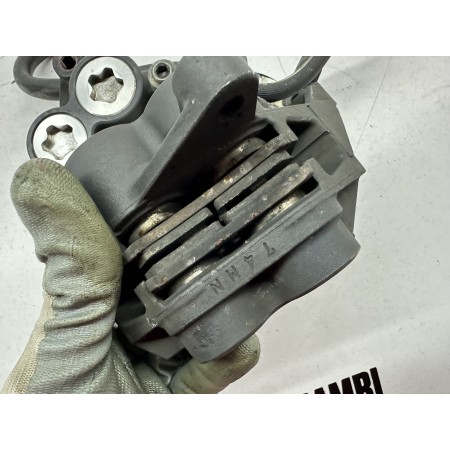 PAAR YAMAHA FAZER FZ1 S 1000 2006-2015-2016 RECHTS VORNE BREMSSÄTTEL