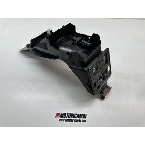 PARAFANGO POSTERIORE PORTATARGA YAMAHA YBR 250 2006-2013 2