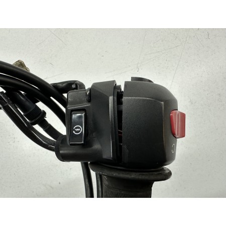 RECHTER DROSSELKLAPPENSCHALTER YAMAHA YBR 250 2006-2013