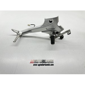 PEDANA DESTRA DX FRENO POSTERIORE YAMAHA YBR 250 2006-2013