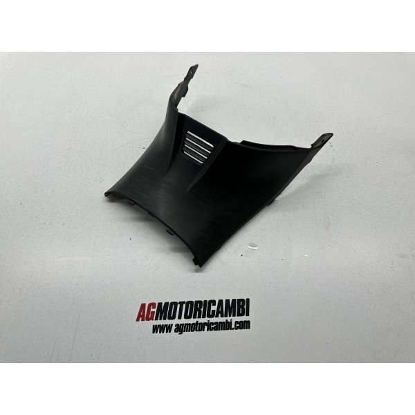 PLASTIC CENTER TUNNEL SUZUKI BURGMAN 400 K7...