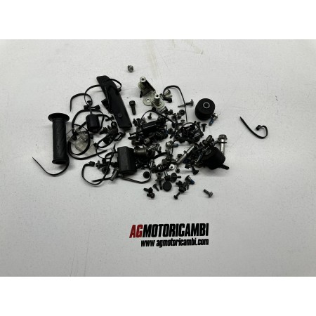 KIT SCREWS BOLTS SCREWS SUZUKI BURGMAN 400 K7 2007-2012
