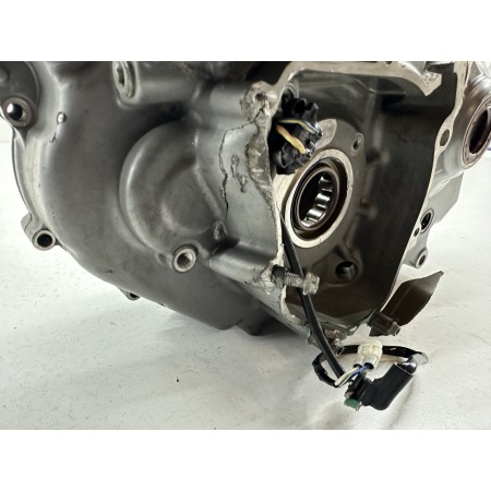 BROKEN ENGINE CRANKCASE WITH SERIAL HUSQVARNA 701 SUPERMOTO 2017-2019