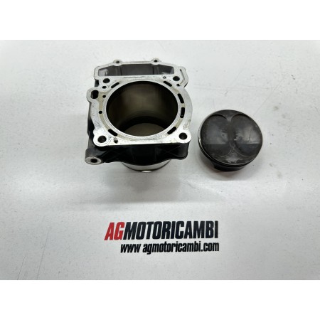 KTM SUPER DUKE 1290 GT 2019 ZYLINDER UND KOLBEN VORNE