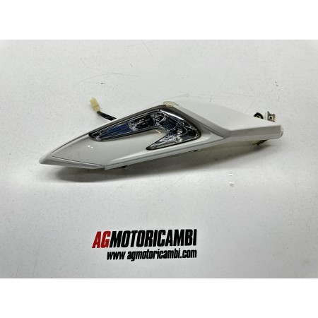 CARENADO TRASERO FLECHA DERECHA BENELLI TORNADO 125 TNT 2017-20