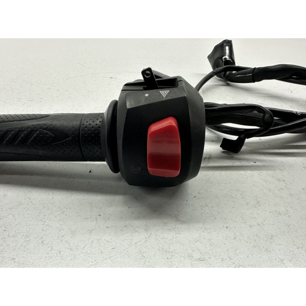 INTERRUPTOR DESVIADOR DERECHO BENELLI TORNADO...