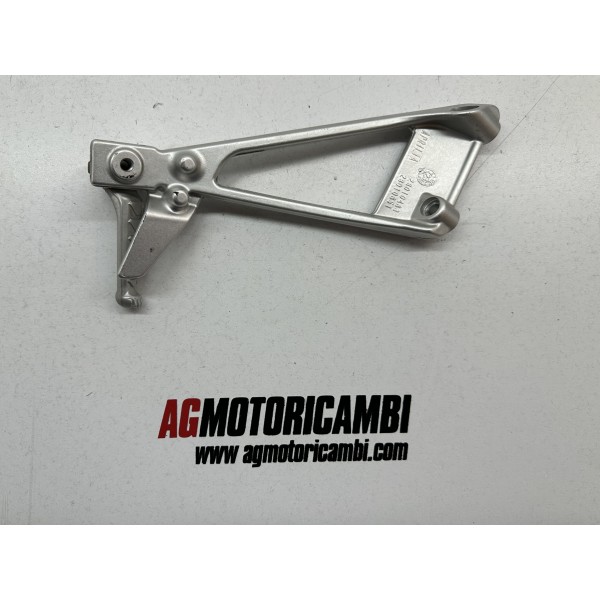 PEDALINA POSTERIORE DESTRA DX APRILIA RS 660...