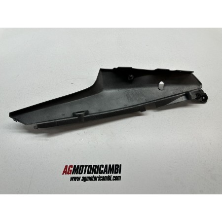 CARÉNAGE PANNEAU LATÉRAL ARRIÈRE DROIT SUZUKI V-STROM 650 2004-2006