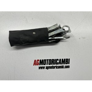 KIT ATREZZI USO E MANUTENZIONE SUZUKI GSF 650 BANDIT 2005...