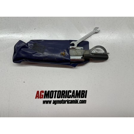 GEBRAUCHS- UND WARTUNGSWERKZEUGE YAMAHA XC 300 2005-2007