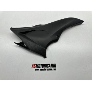 PLASTICA FIANCHETTO COVER SERBATOIO SELLA DESTRA HONDA...