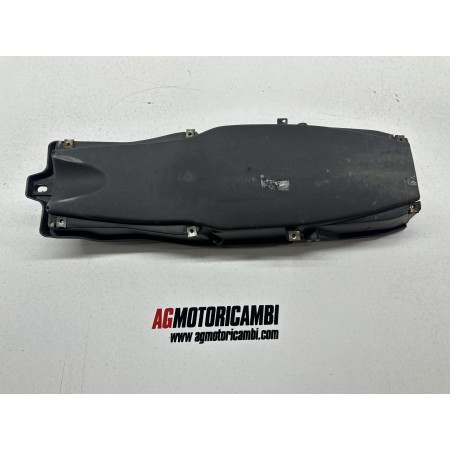 PLASTICA VANO SOTTO CODA CODONE GILERA DNA 50 2T