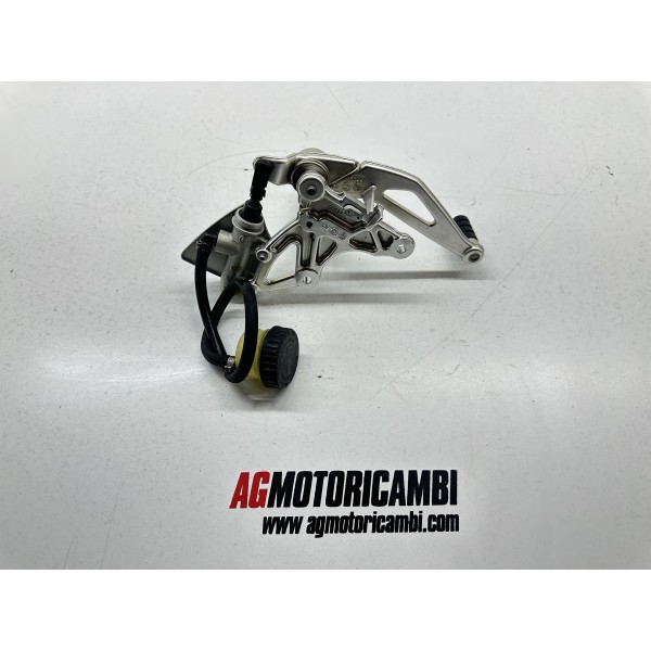 FUSSSTÜTZE RECHTS BREMSE BMW R 1200 R1200R K27...