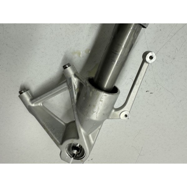 VORBAU VORNE RECHTS GEBROCHEN BMW R 1200 R...