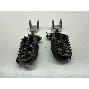 PEDAL DERECHO SUZUKI RMZ 450 2005-2006-2007 2
