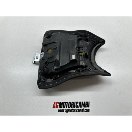 KAWASAKI ER-6N MITTELSITZ KAWASAKI ER-6N 2012-2016