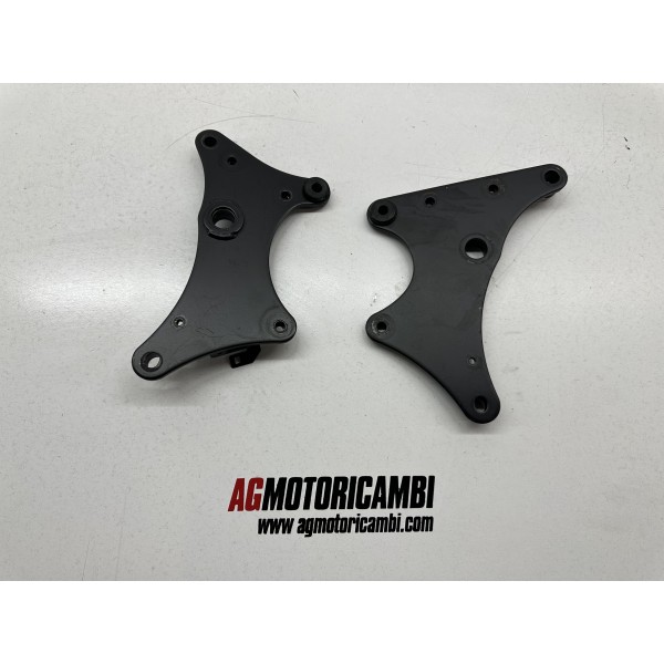 RIGHT LEFT FOOTREST BRACKET PLATE KAWASAKI ER6N...