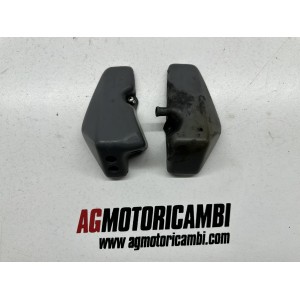 COPPIA VASCHETTE SERBATOI TELAIO DUCATI MONSTER 600 1997...